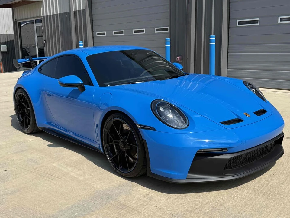 2022 Porsche 992 GT3 - Image 27 of 31