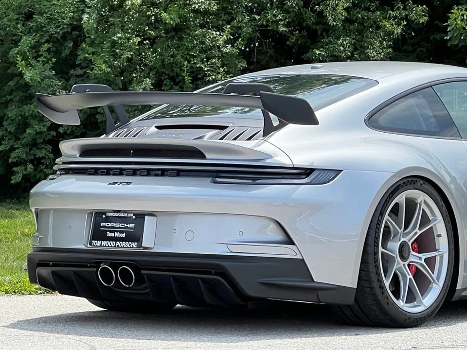 2022 Porsche 992 GT3 - Image 10 of 31