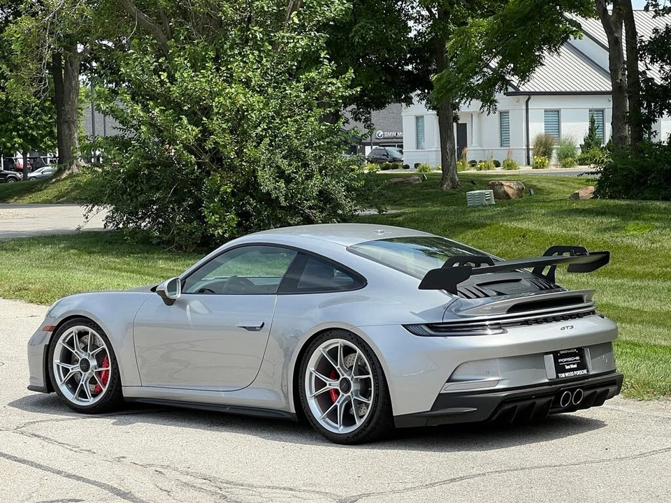 2022 Porsche 992 GT3 - Image 3 of 31