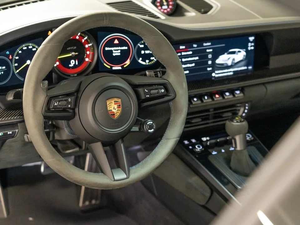 2022 Porsche 992 GT3 - Image 14 of 25