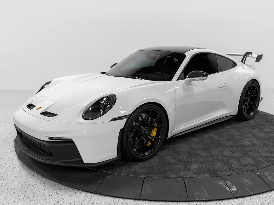 2022 Porsche 992 GT3 - Image 2 of 13