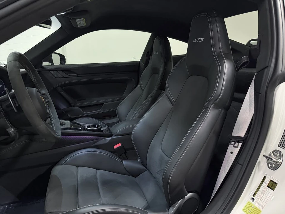 2022 Porsche 992 GT3 - Image 8 of 13