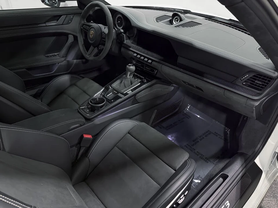 2022 Porsche 992 GT3 - Image 11 of 13