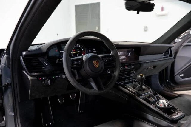 2022 Porsche 992 GT3 - Image 22 of 25