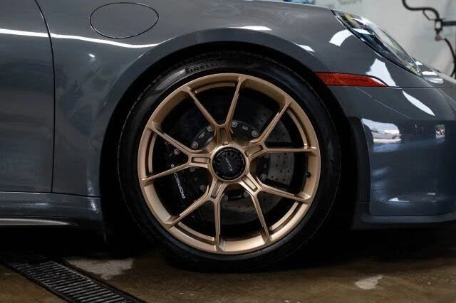 2022 Porsche 992 GT3 - Image 13 of 25