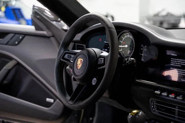 2022 Porsche 992 GT3 - Image 18 of 25