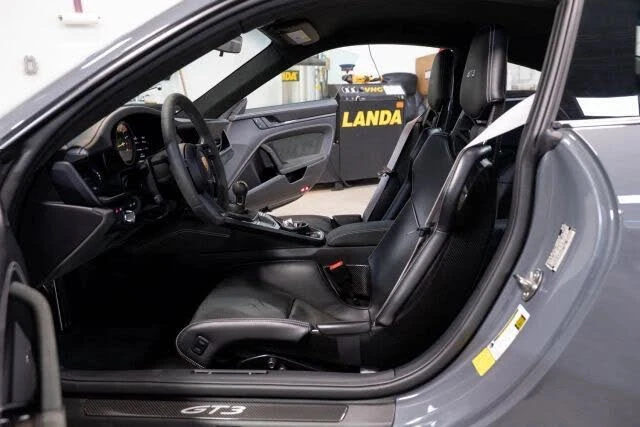 2022 Porsche 992 GT3 - Image 21 of 25