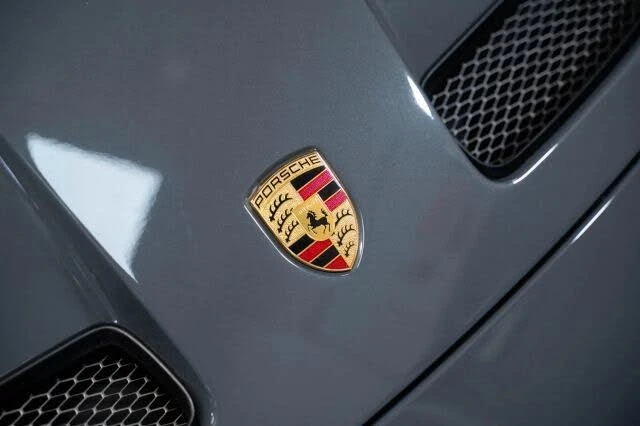 2022 Porsche 992 GT3 - Image 11 of 25