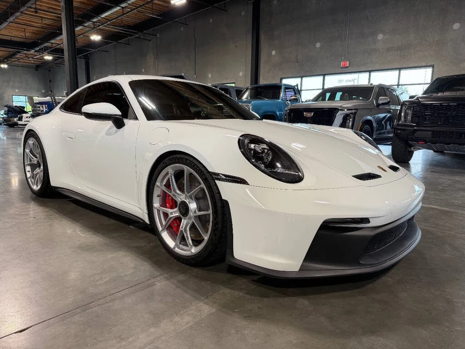 2022 Porsche 992 GT3 - Image 5 of 31