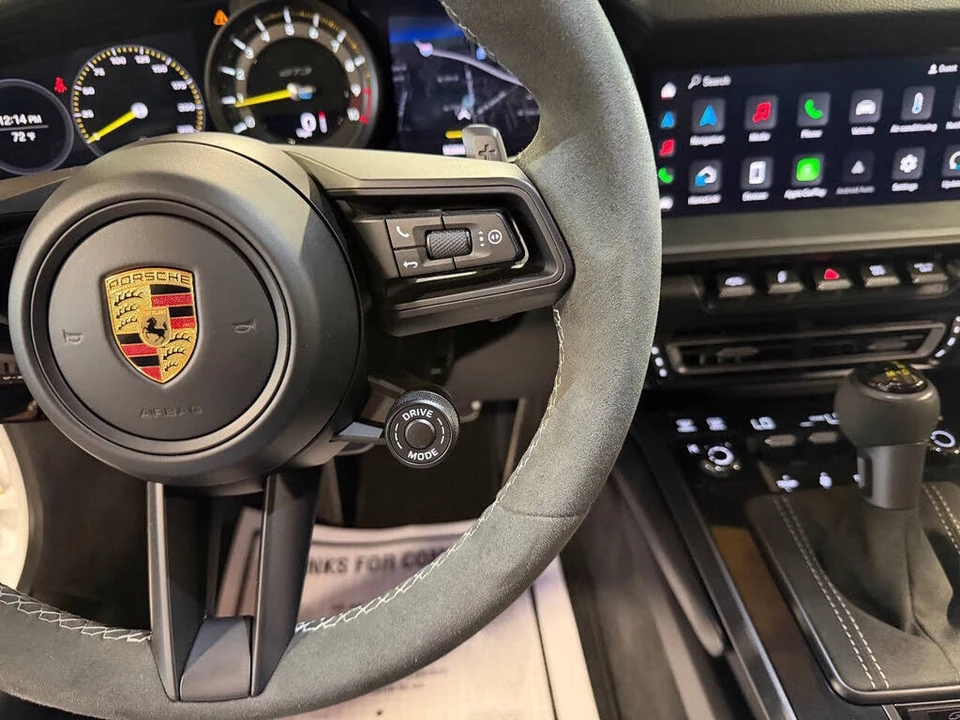 2022 Porsche 992 GT3 - Image 26 of 31
