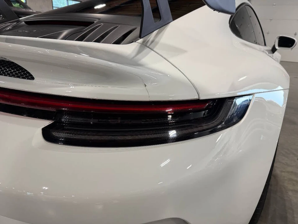2022 Porsche 992 GT3 - Image 18 of 31