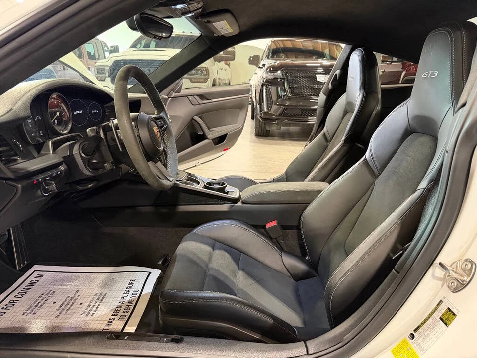 2022 Porsche 992 GT3 - Image 8 of 31