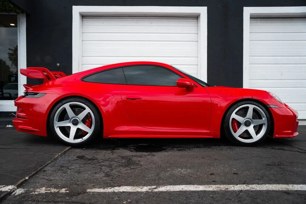 2022 Porsche 992 GT3 - Image 7 of 31