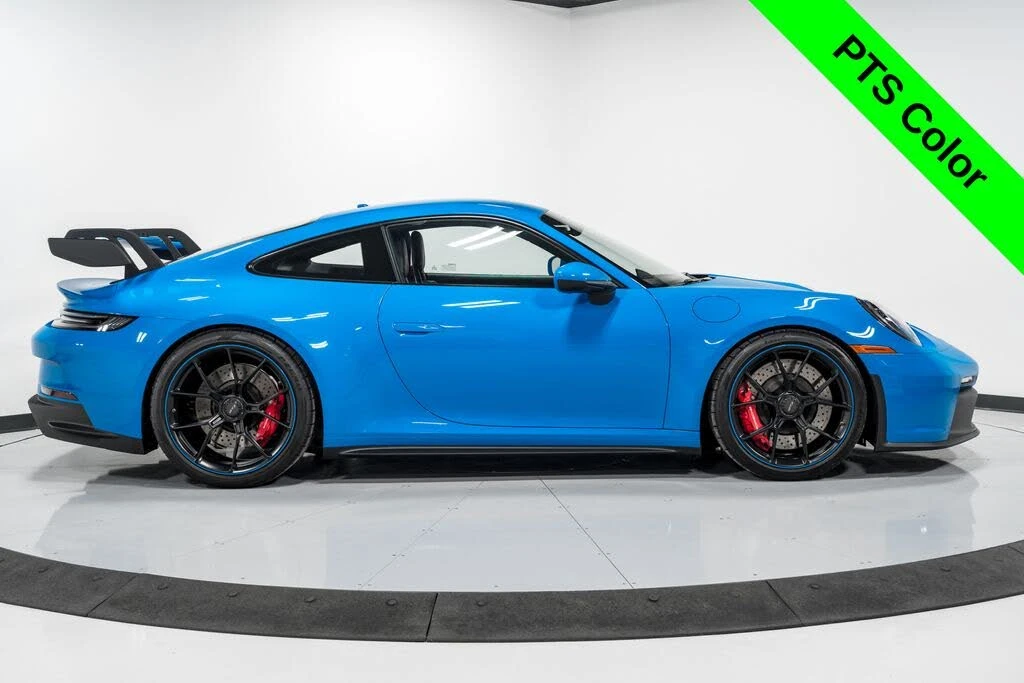 2022 Porsche 992 GT3 - Image 2 of 31