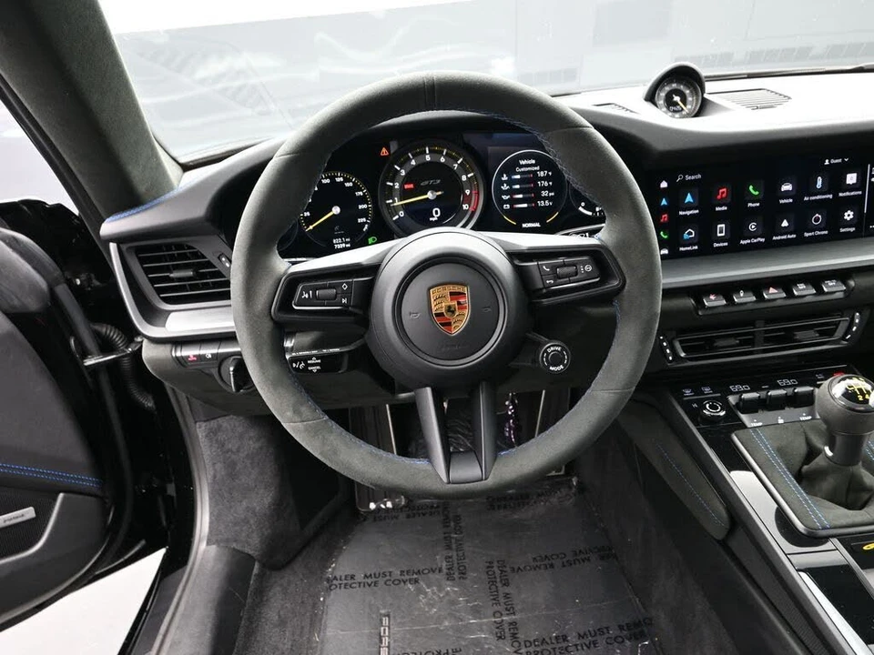 2022 Porsche 992 GT3 - Image 20 of 31