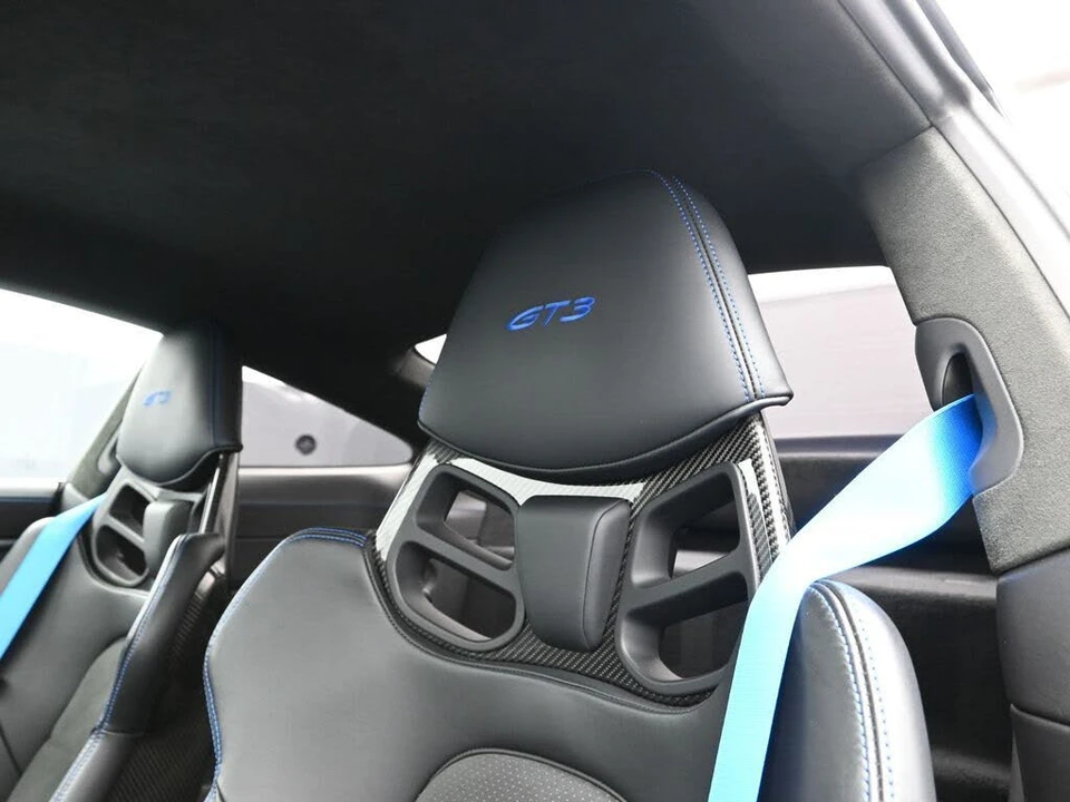 2022 Porsche 992 GT3 - Image 16 of 31