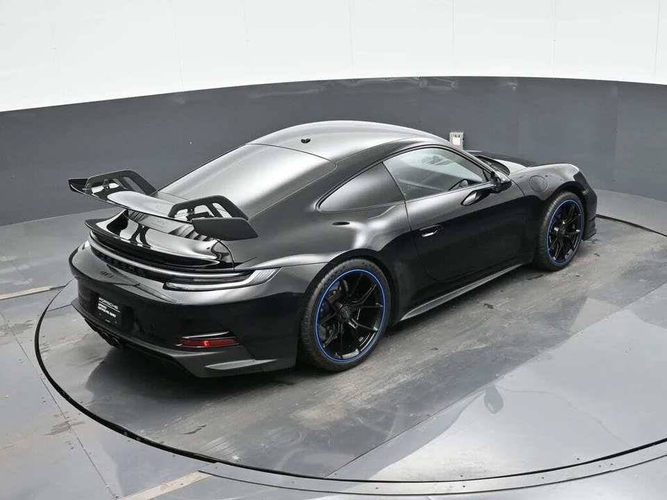 2022 Porsche 992 GT3 - Image 30 of 31