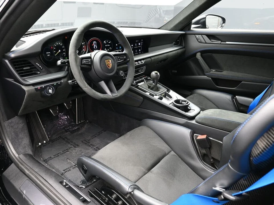 2022 Porsche 992 GT3 - Image 4 of 31
