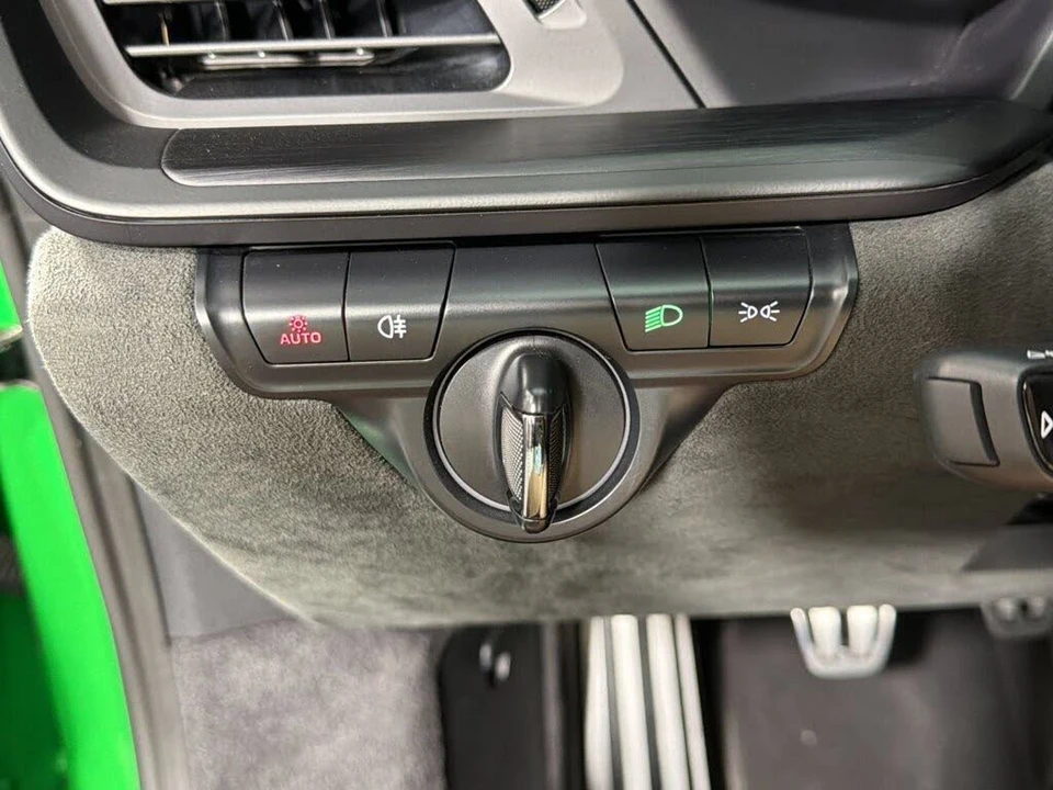2022 Porsche 992 GT3 - Image 27 of 30
