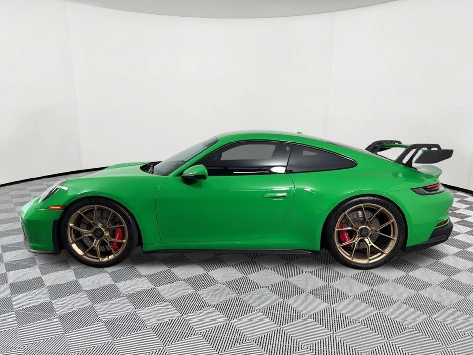 2022 Porsche 992 GT3 - Image 2 of 30