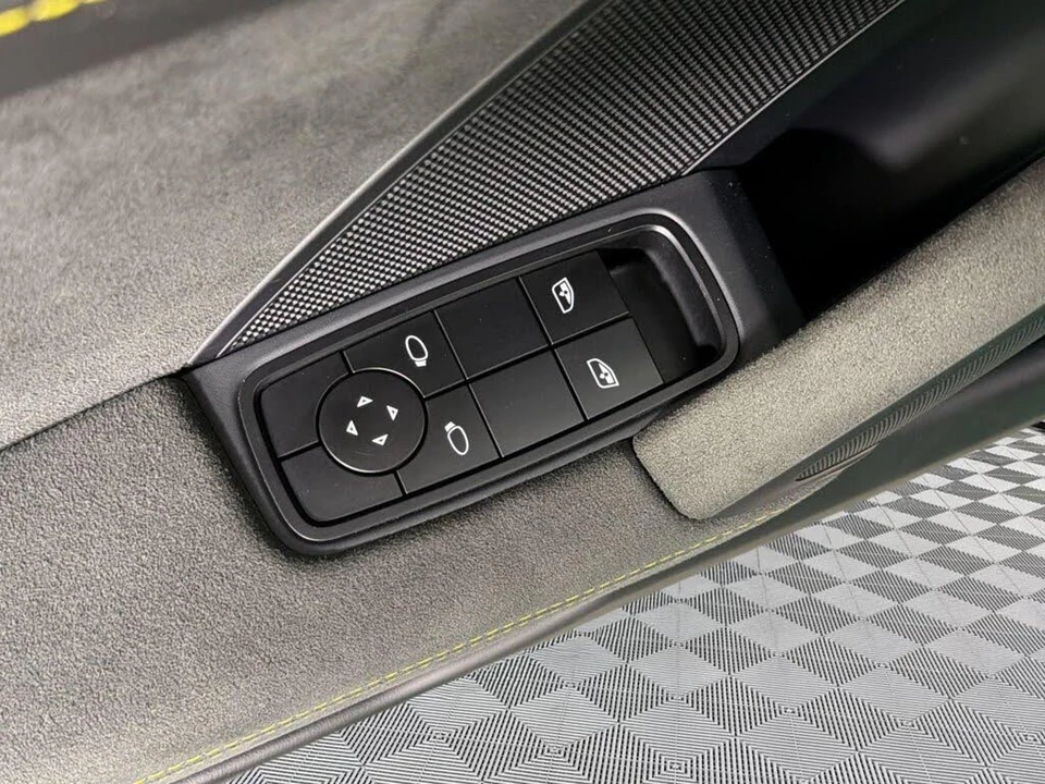 2022 Porsche 992 GT3 - Image 13 of 30