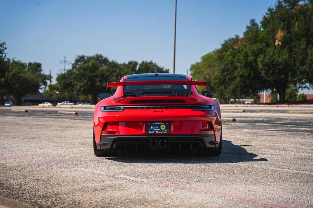 2022 Porsche 992 GT3 - Image 13 of 31