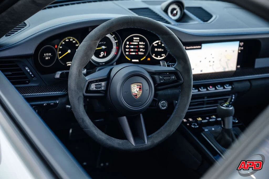 2022 Porsche 992 GT3 - Image 7 of 31