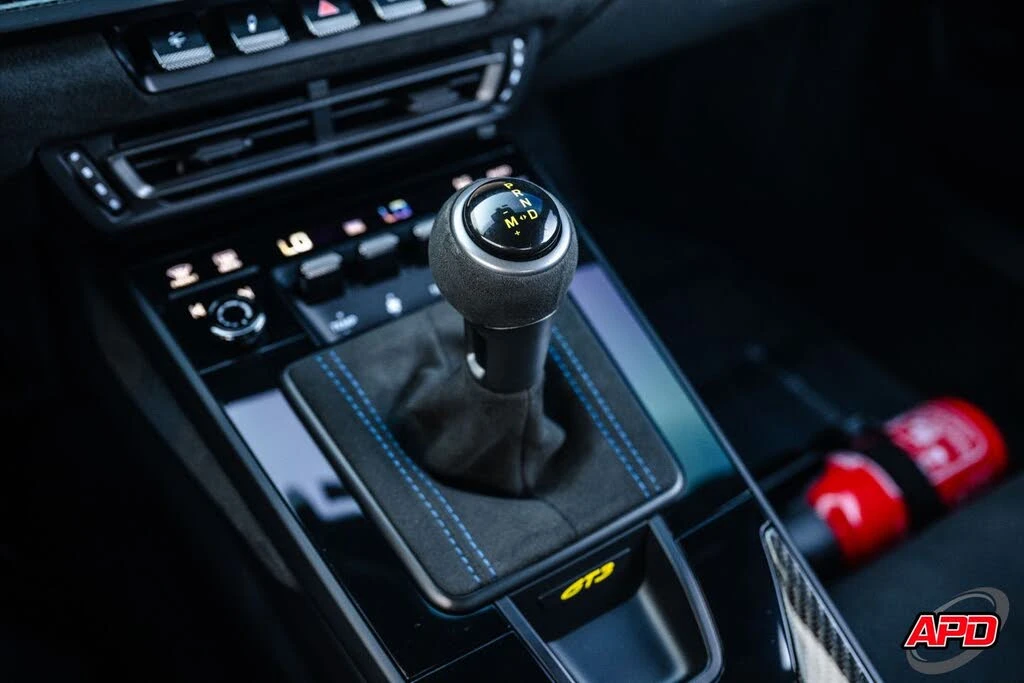 2022 Porsche 992 GT3 - Image 13 of 31