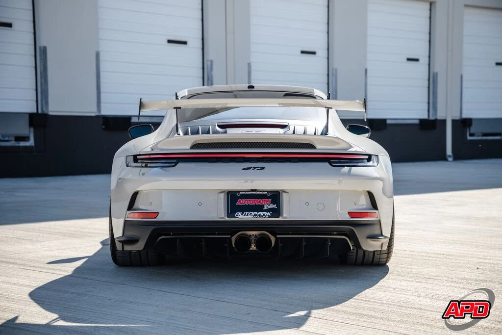 2022 Porsche 992 GT3 - Image 17 of 31