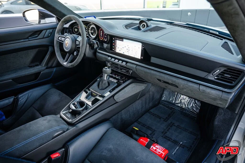 2022 Porsche 992 GT3 - Image 28 of 31