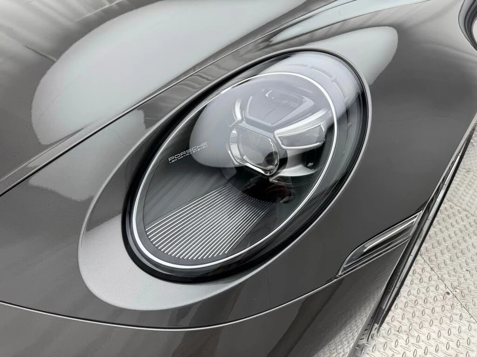 2022 Porsche 992 GT3 - Image 23 of 31