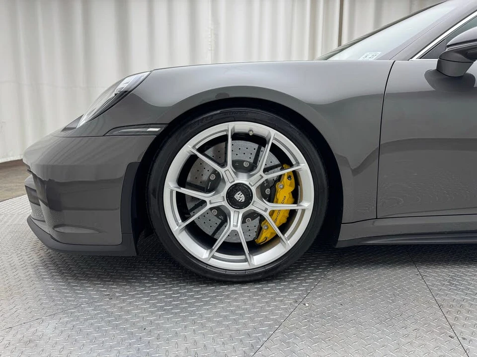 2022 Porsche 992 GT3 - Image 7 of 31