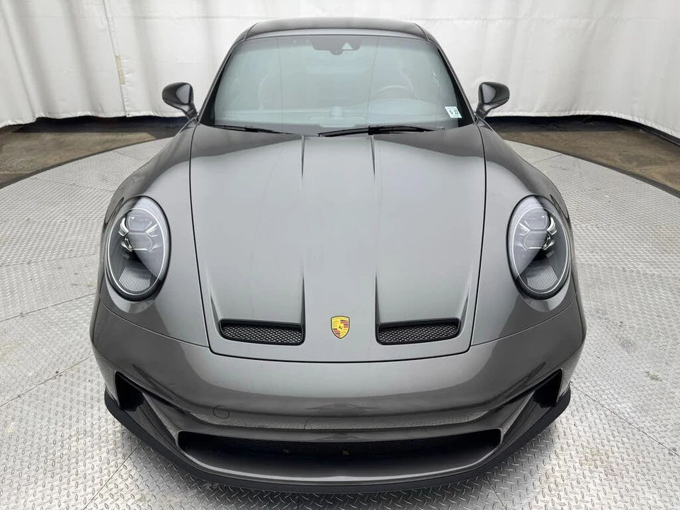2022 Porsche 992 GT3 - Image 22 of 31