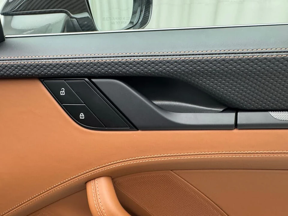 2022 Porsche 992 GT3 - Image 27 of 31