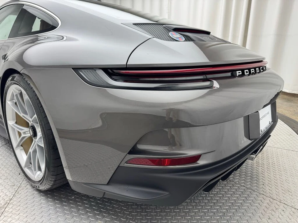 2022 Porsche 992 GT3 - Image 10 of 31