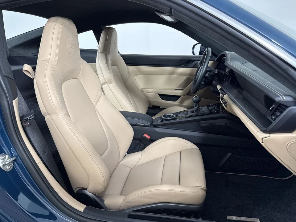 2022 Porsche 992 GT3 - Image 22 of 31