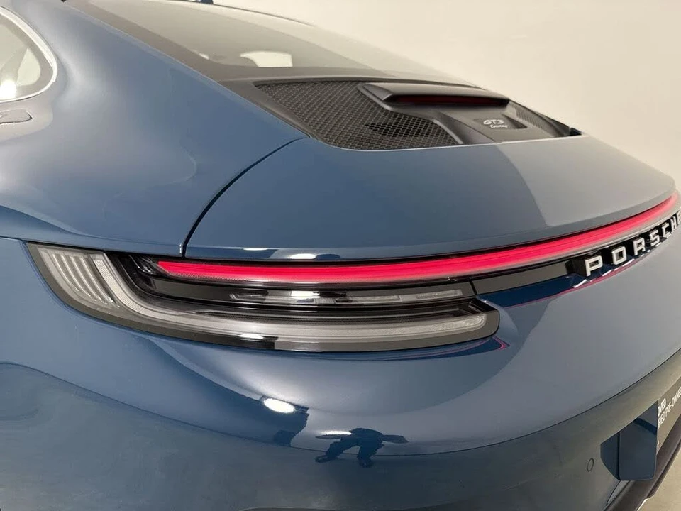 2022 Porsche 992 GT3 - Image 18 of 31