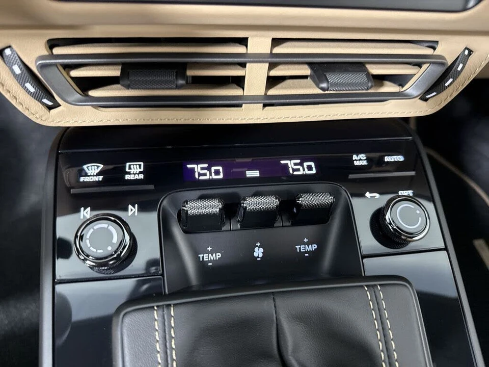2022 Porsche 992 GT3 - Image 29 of 31