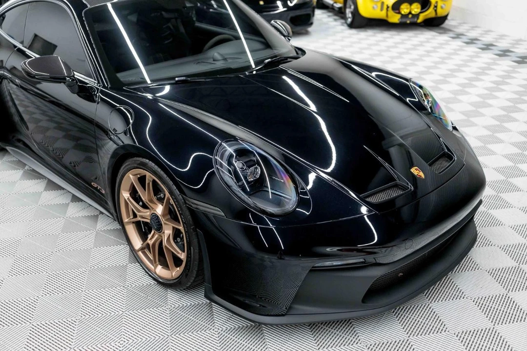 2022 Porsche 992 GT3 - Image 16 of 31