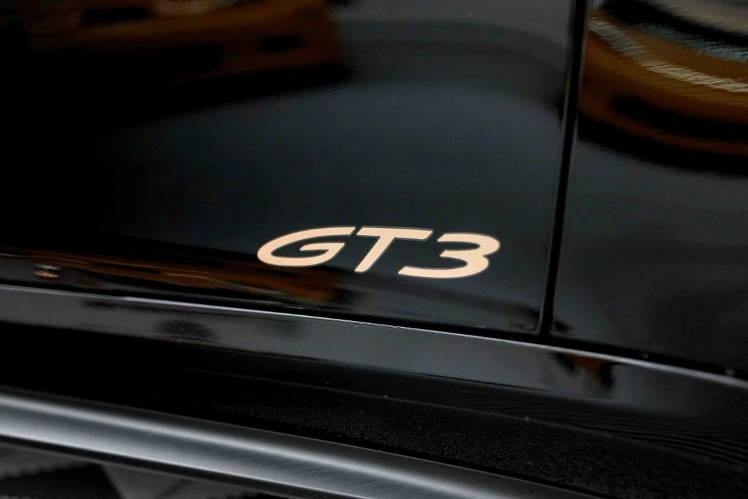 2022 Porsche 992 GT3 - Image 18 of 31