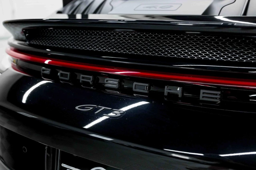 2022 Porsche 992 GT3 - Image 24 of 31
