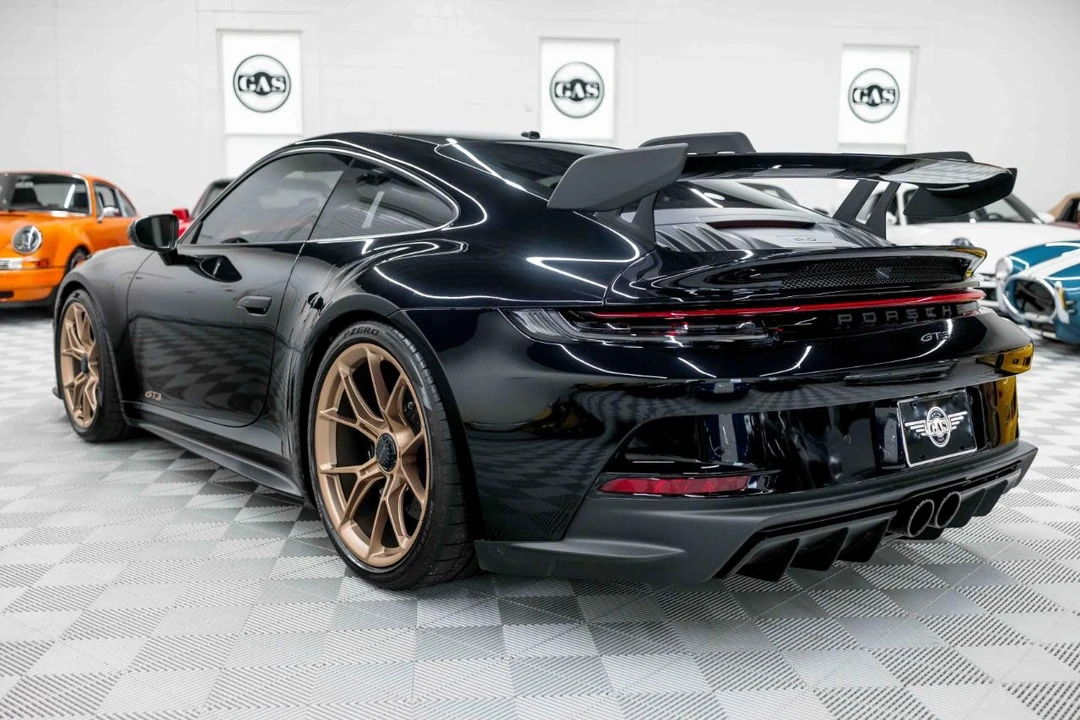 2022 Porsche 992 GT3 - Image 9 of 31