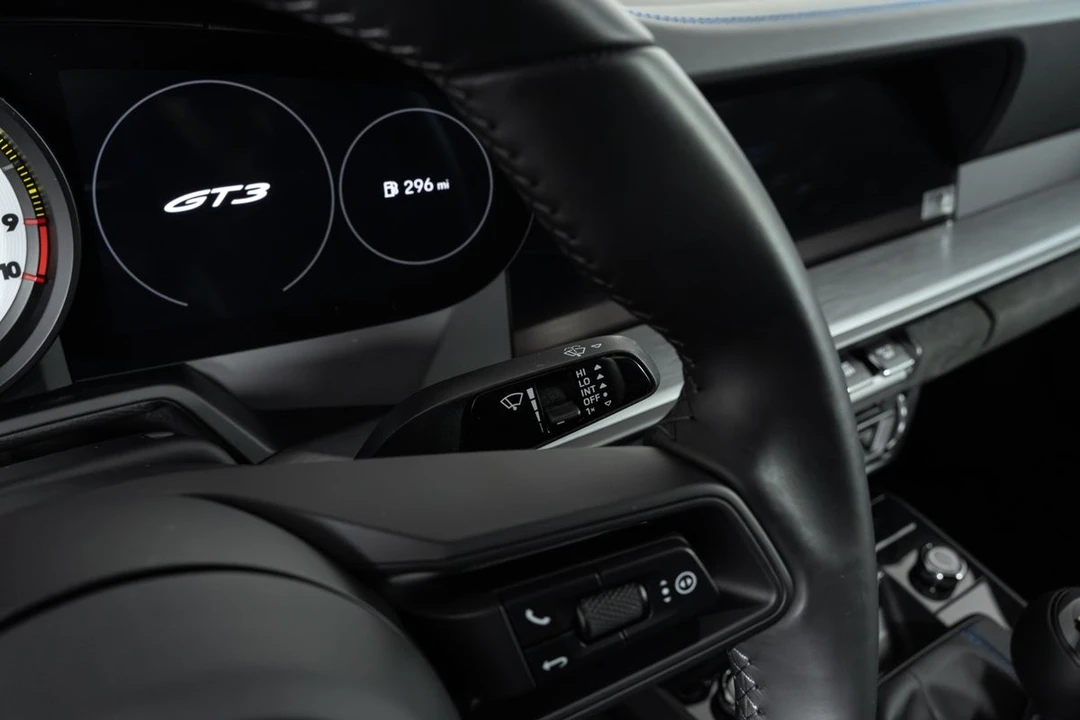 2022 Porsche 992 GT3 - Image 30 of 31