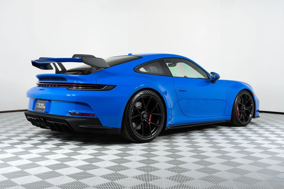 2022 Porsche 992 GT3 - Image 7 of 31