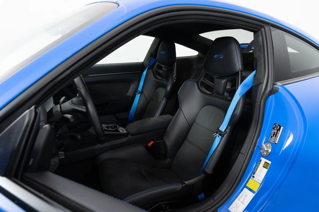 2022 Porsche 992 GT3 - Image 14 of 31