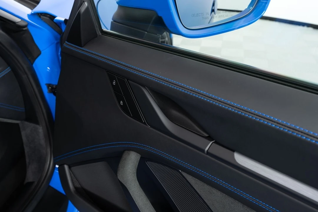 2022 Porsche 992 GT3 - Image 17 of 31