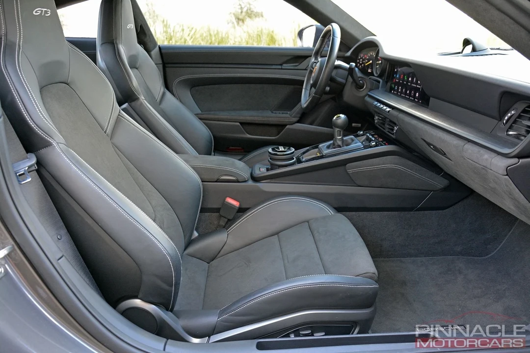 2022 Porsche 992 GT3 - Image 15 of 21