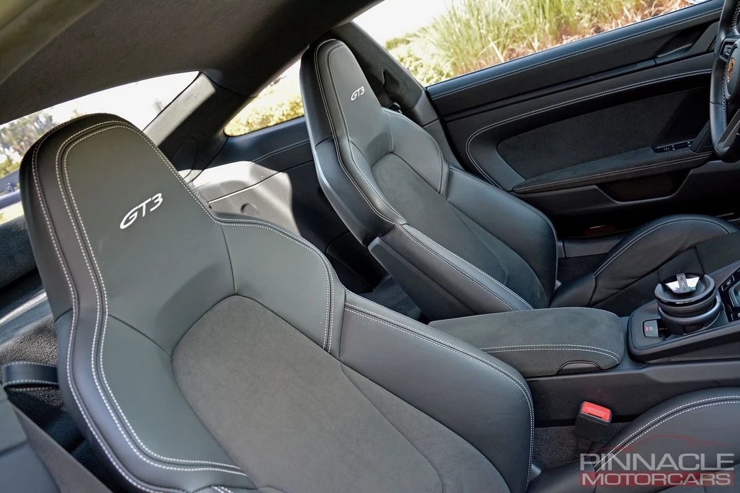 2022 Porsche 992 GT3 - Image 20 of 21