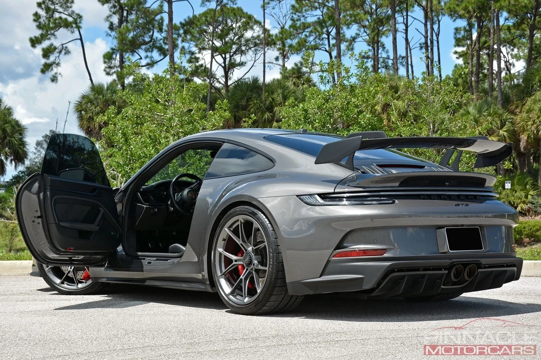 2022 Porsche 992 GT3 - Image 11 of 21