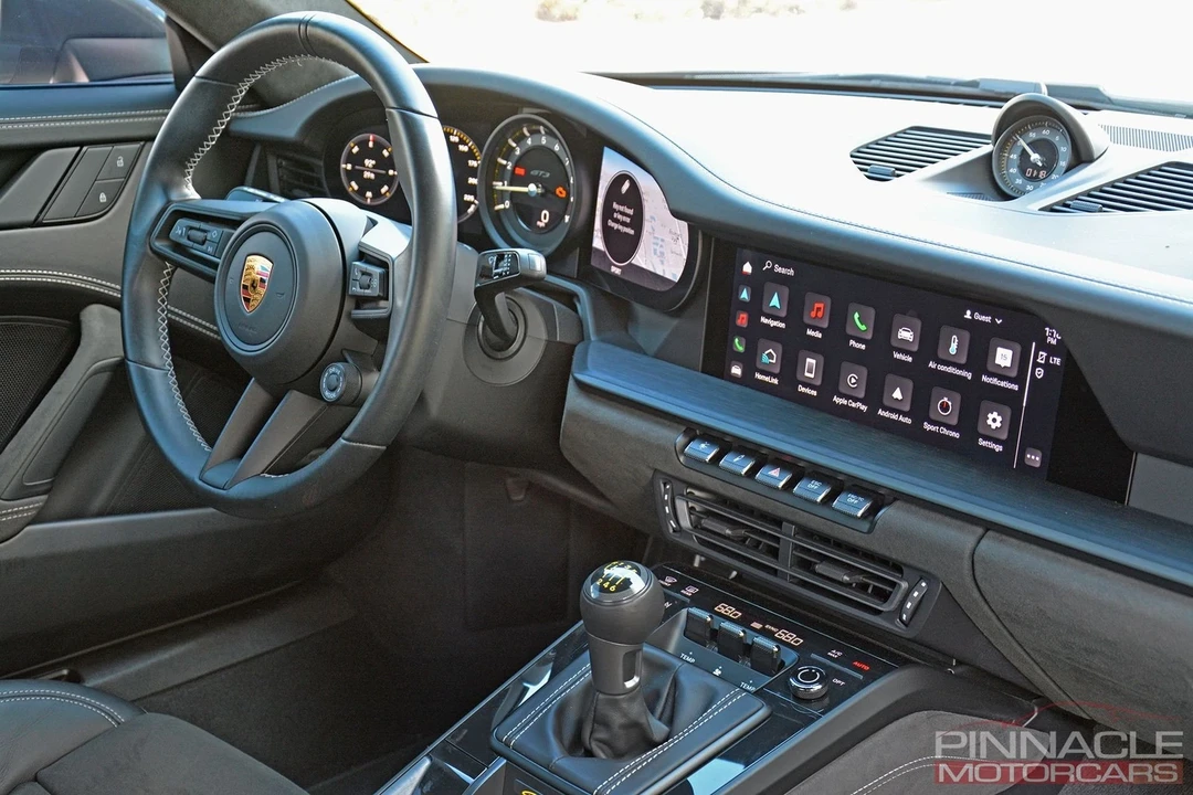 2022 Porsche 992 GT3 - Image 16 of 21